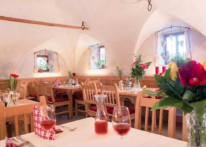 西里安奈尔维尔特宾馆 3*